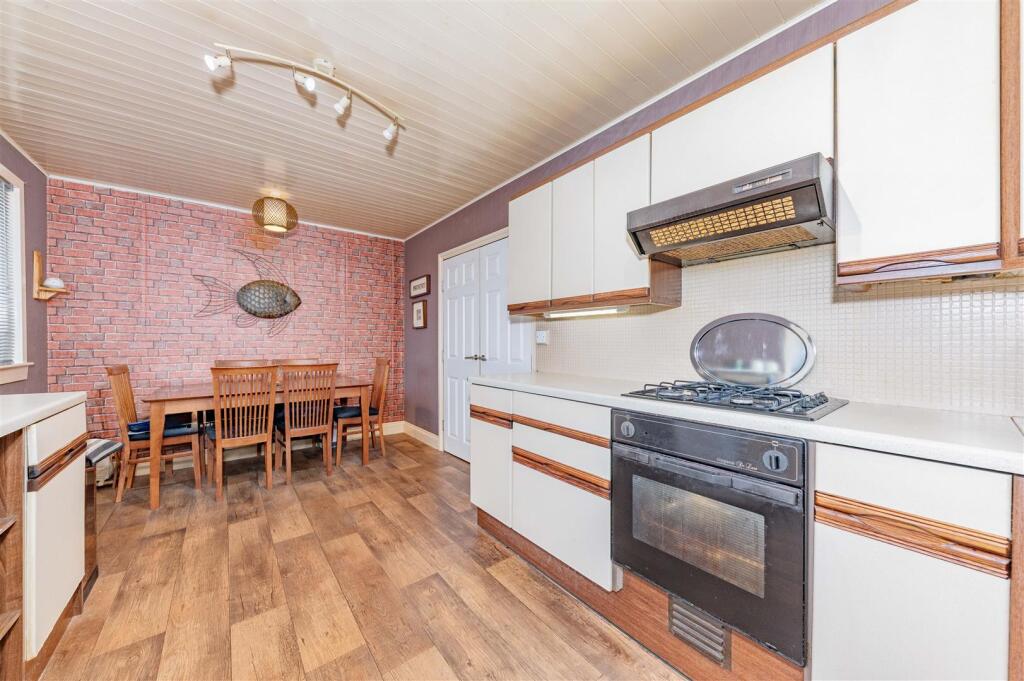 34 Balerno Street Dundee-11.JPG