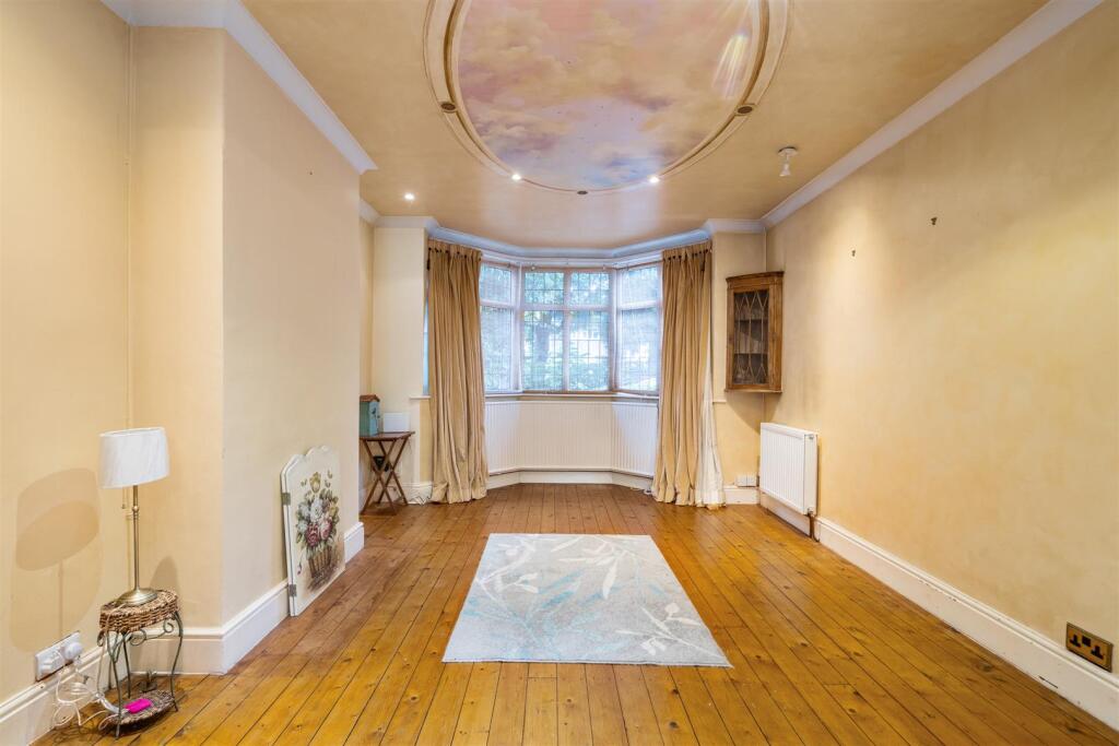 642 Streetsbrook Road_22.jpg