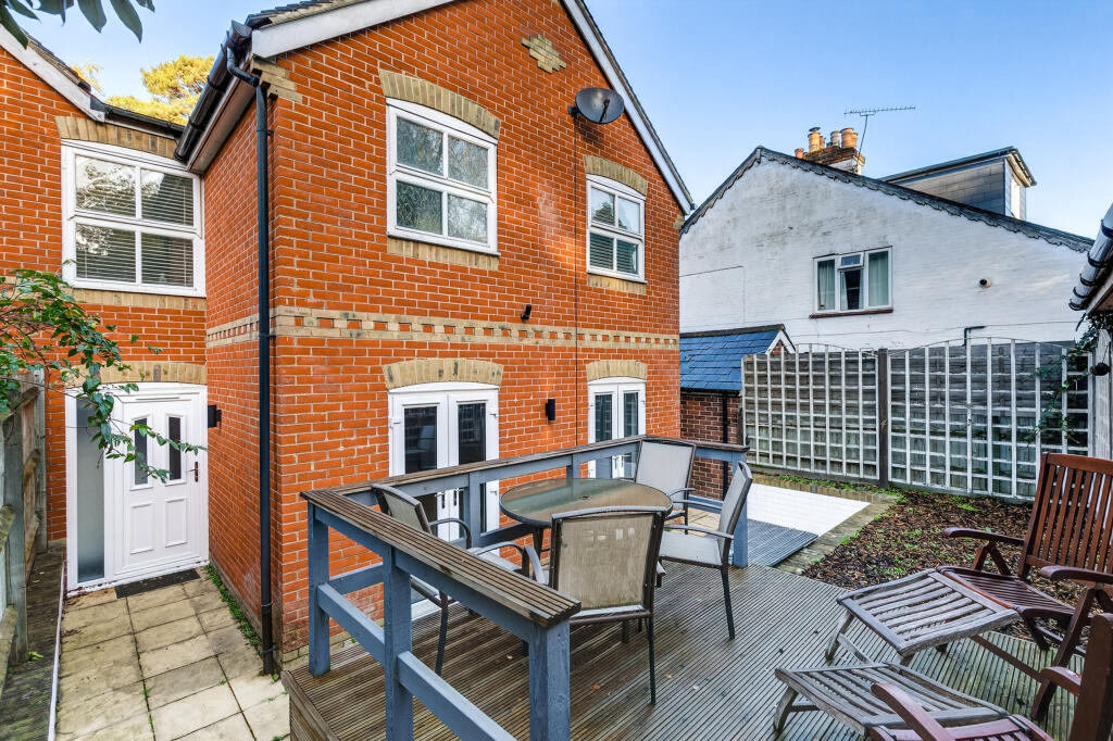 2bakehousecourtlarge2