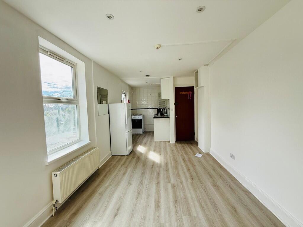 WhatsApp Image 20...