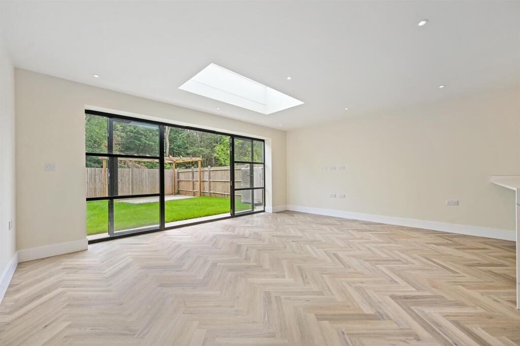 Family Room (2).jpg