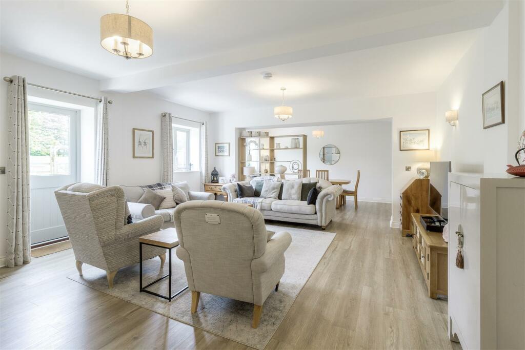 3 Poplars Yard, Shuttington