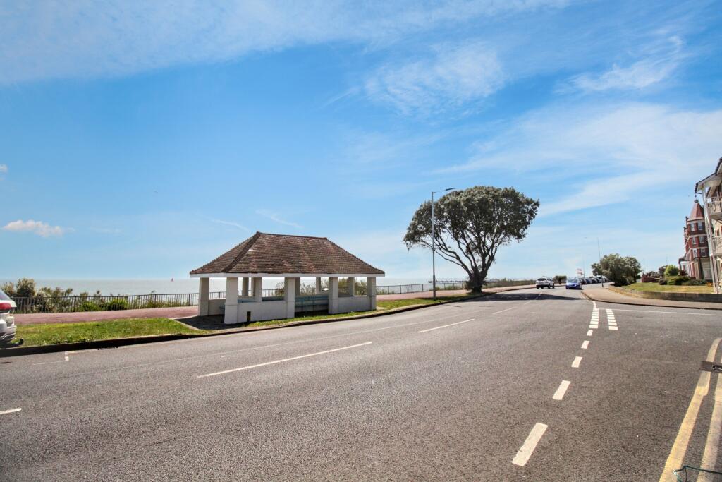 Flat 9B Oulton Hall, 79 Marine Parade East, Clacton-on-Sea, CO15 6JU