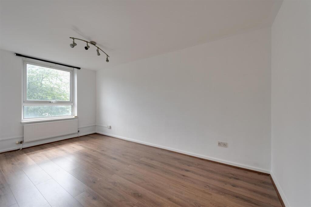 52359_hi_res_ (5).jpg