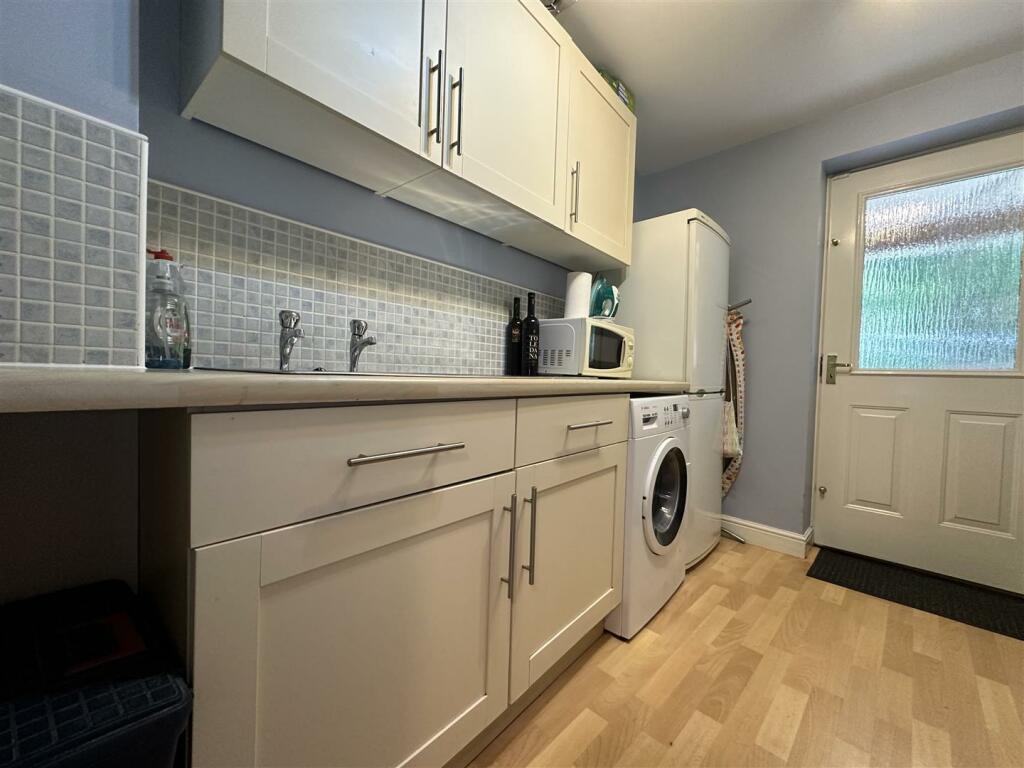 UTILITY ROOM