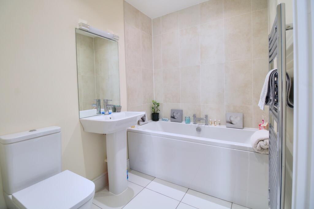 Bathroom1