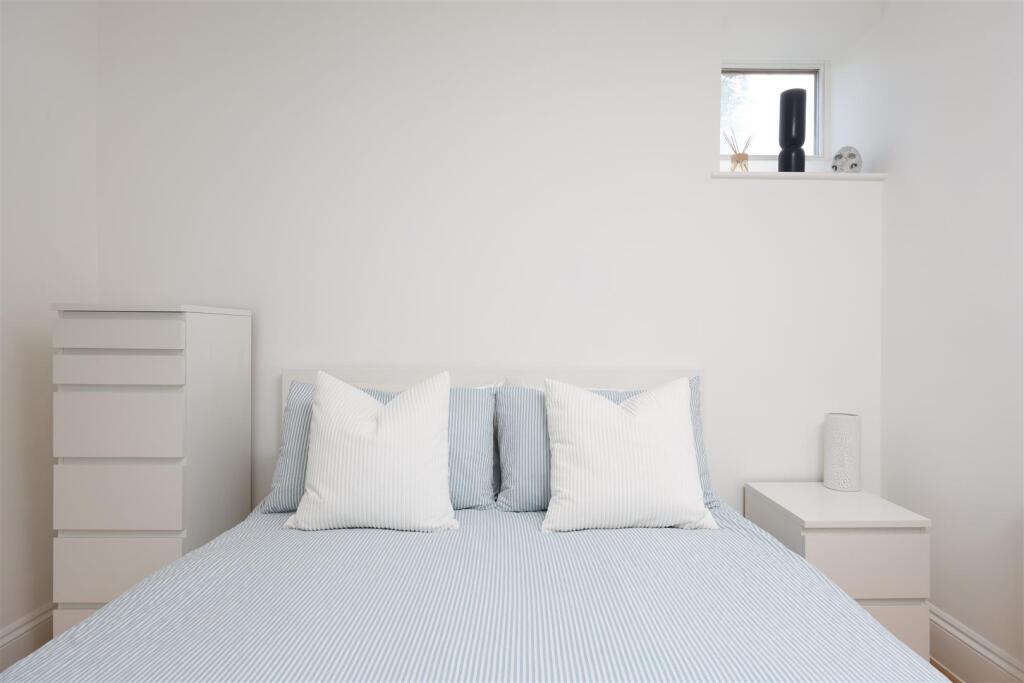7 Wiseman Apts 4.JPG