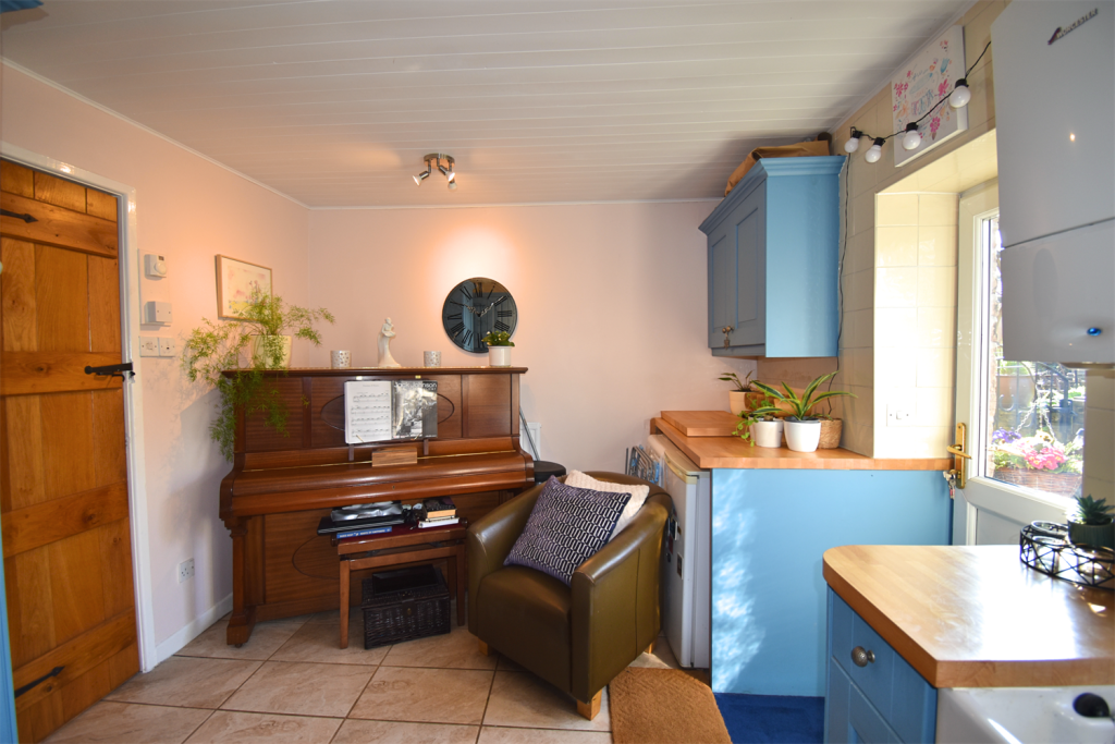 Fitted Dining Kitche