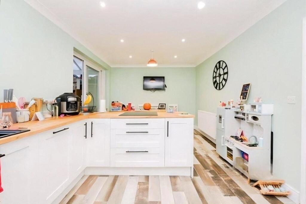 Breakfast Kitchen