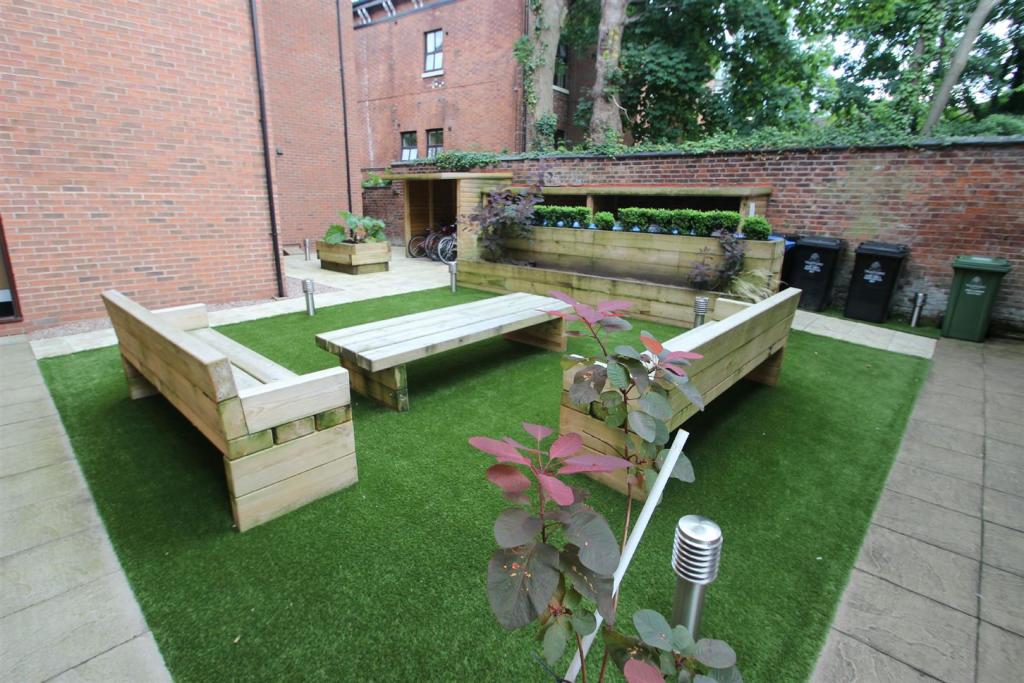 Gardens Aspect 2