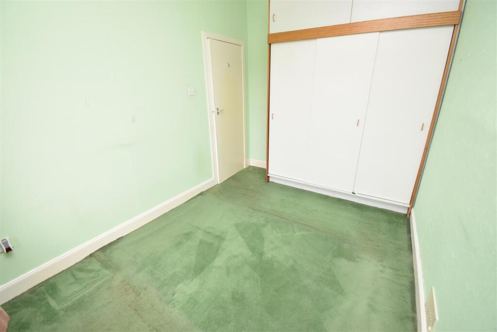 BEDROOM ONE 2 .JPG