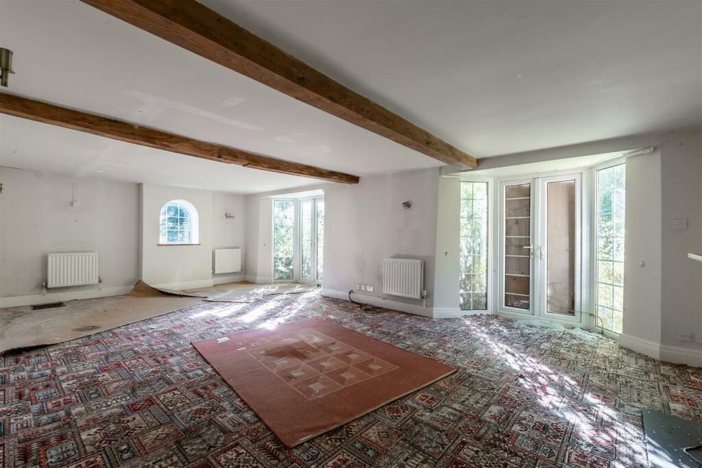 interior-1.jpg
