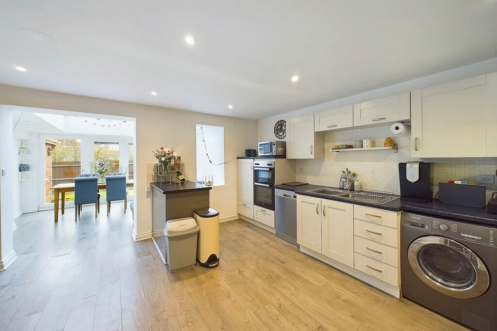 CAM03416G0-PR0052...