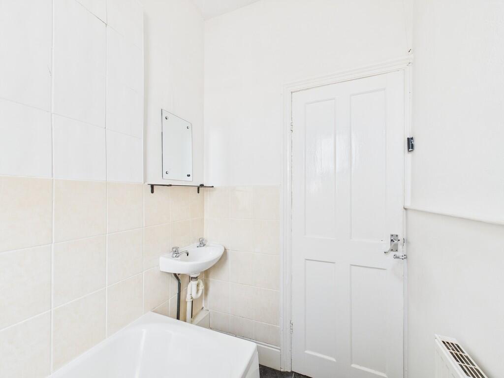 CAM01835G0-PR0165...