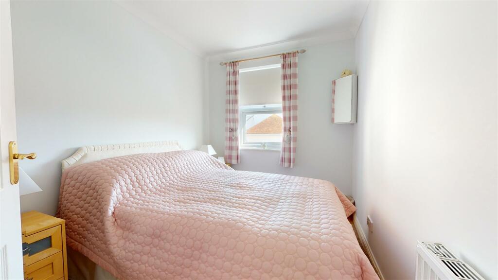 Flat-6-9-Burlington-Road-07312024_133409.jpg