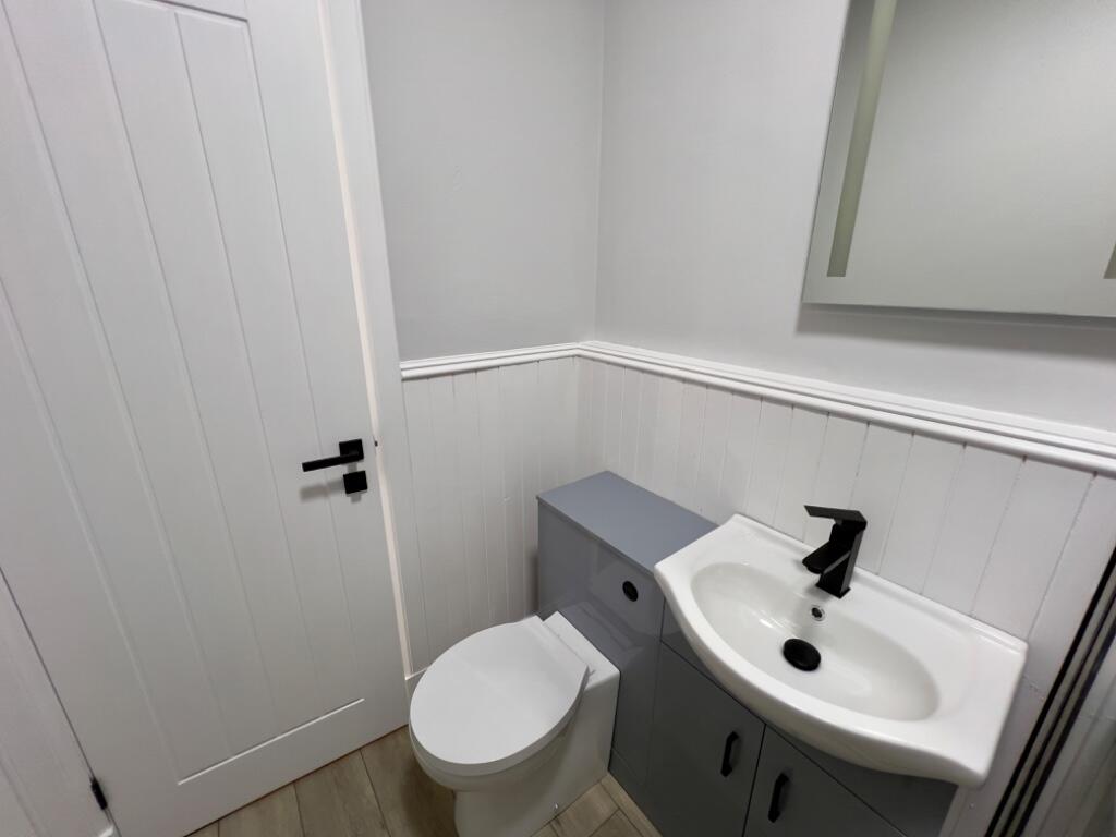 Shower room 