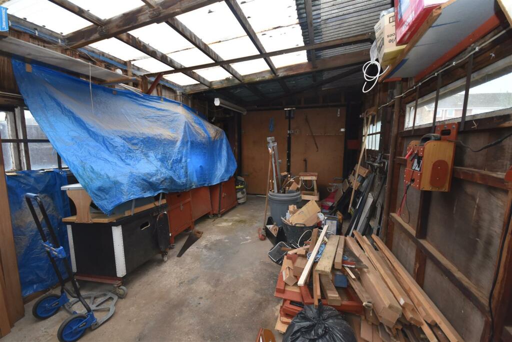 shed.jpg
