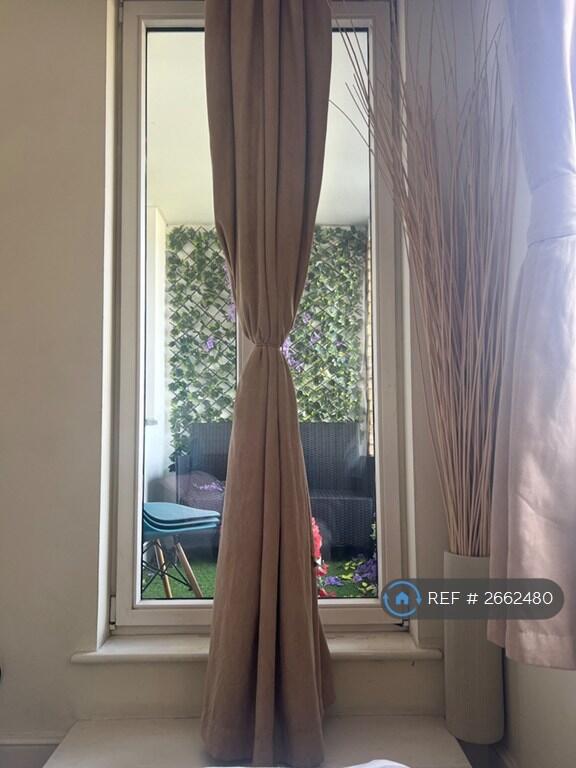 Second Balcony Access Via Bedroom 2