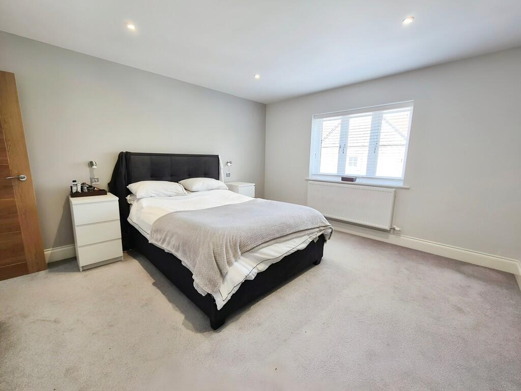 bc429d9d-10000252...