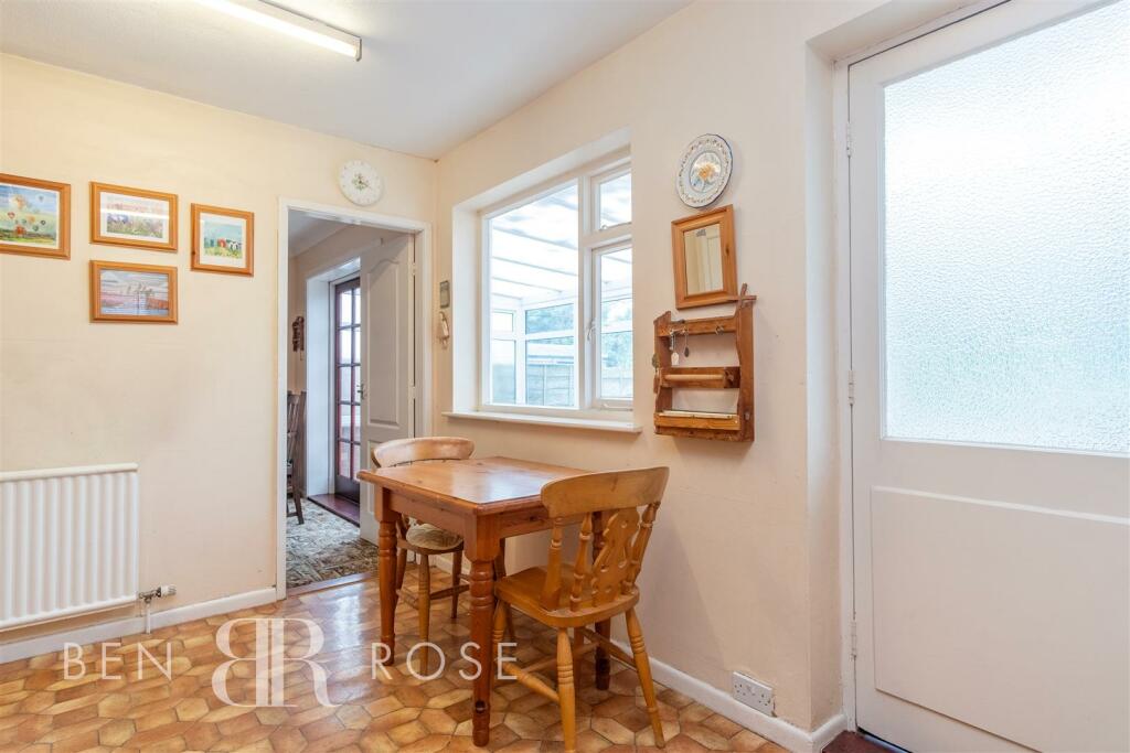 Kitchen/Breakfast Room