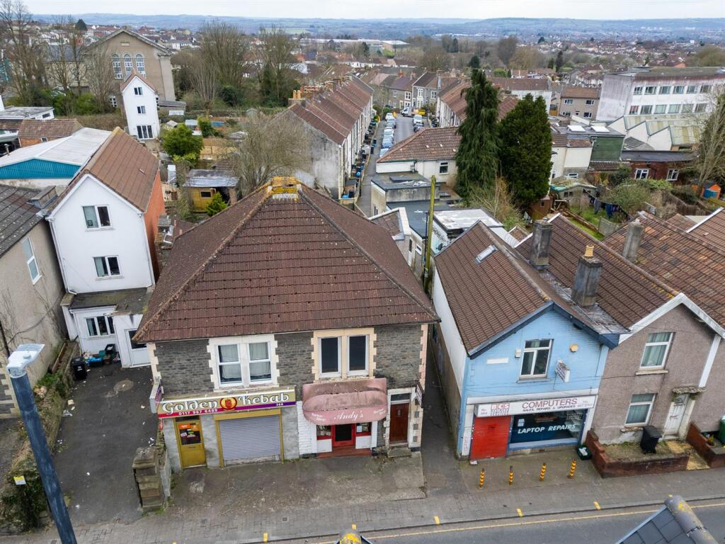 366 Two Mile Hill Road, St George, Bristol BS15 1A