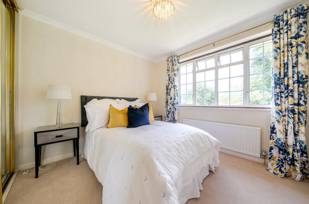 1315939-9-685ad1a...