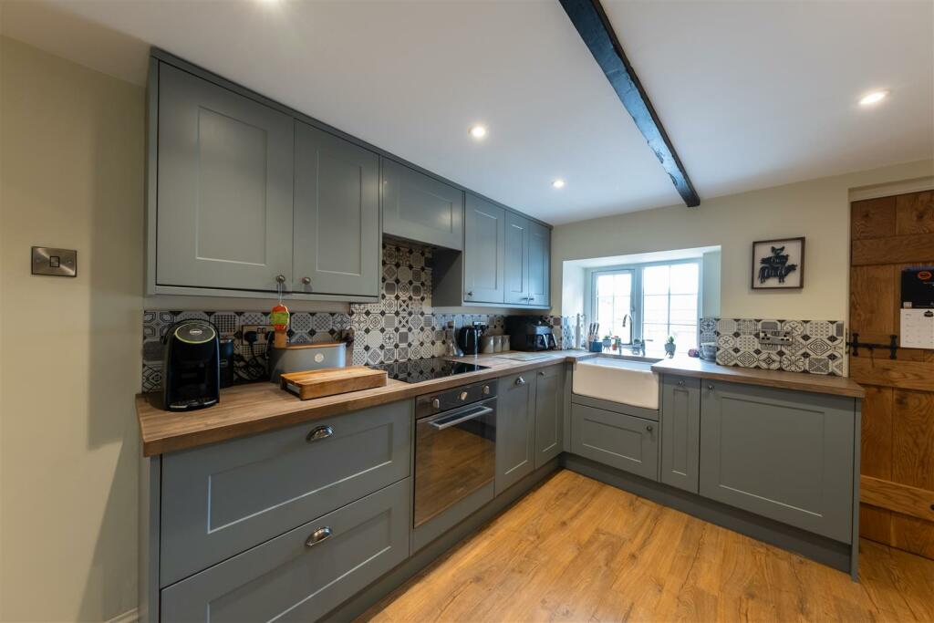 1 Woodbine Cottages-002.jpg