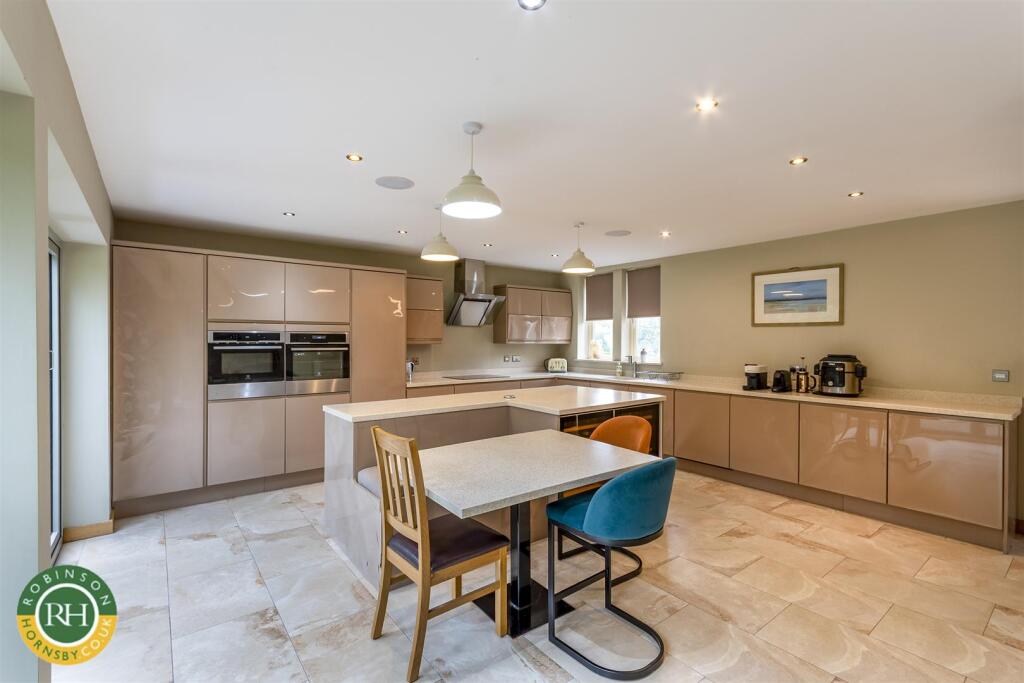 kitchen/family room