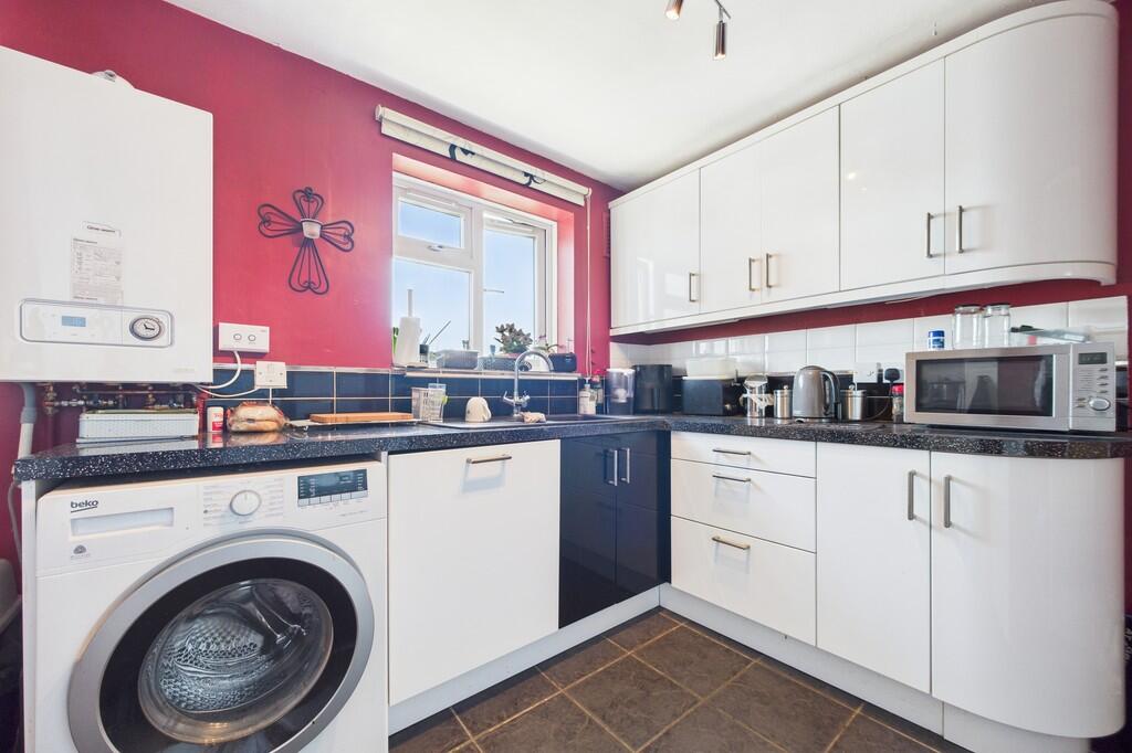 CAM01085G0-PR0600...