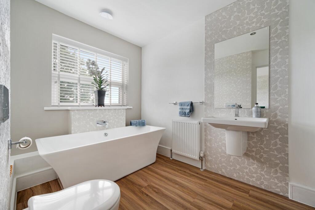 Bedroom Five En-Suite