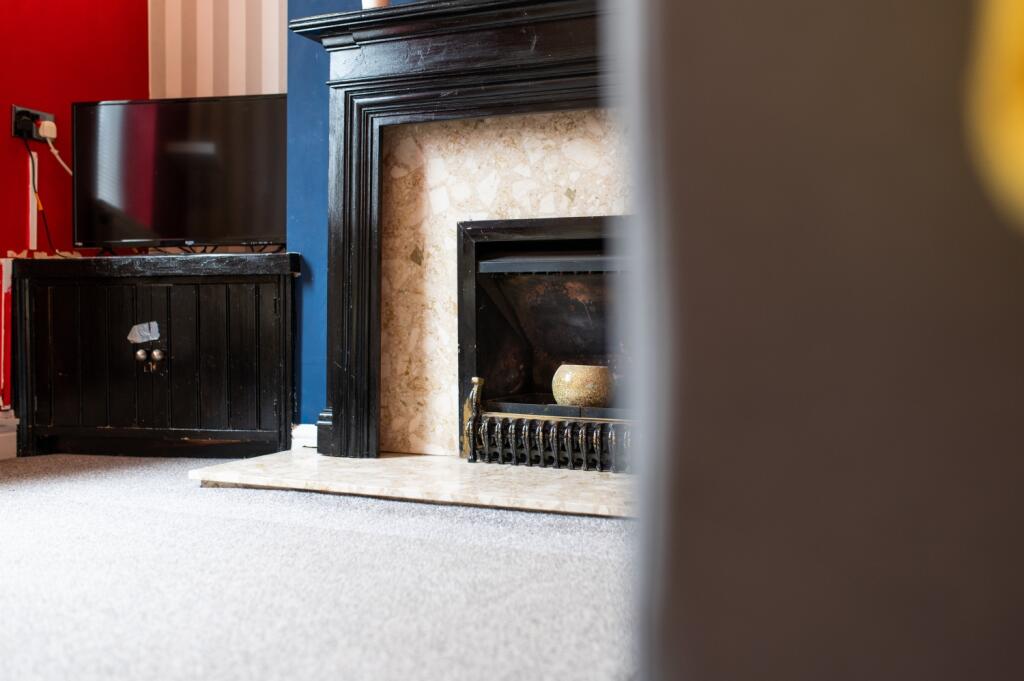 Call 02920 454555 to secure your viewing_14