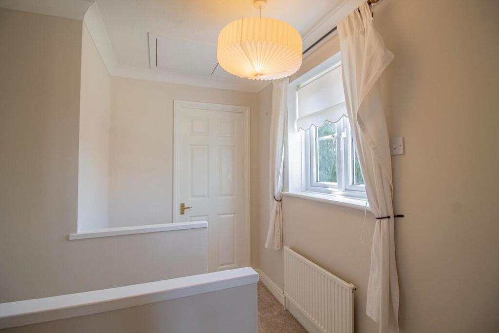 56 Cotton Lane [Landing 01].jpg