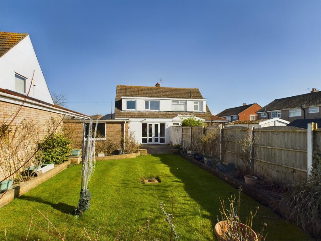 CAM02386G0-PR0115-STILL002