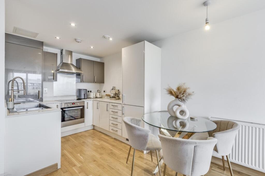 Smeaton Court 22-6.jpg