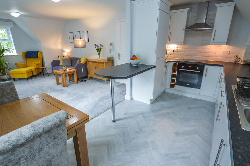 Kitchen/Breakfast...