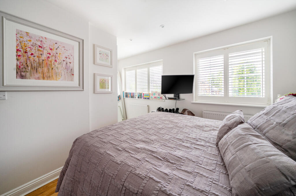 1328938-11-6880de...