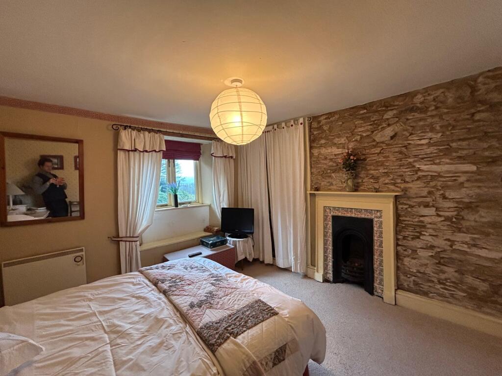 Bedroom Two Pic1