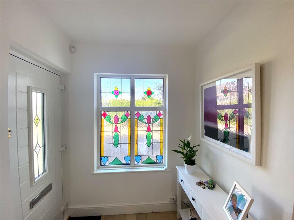 ENTRANCE HALL