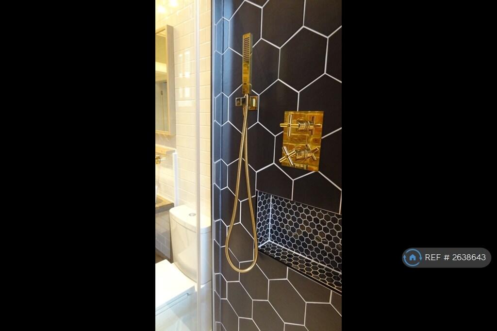 Porcelenosa Shower 