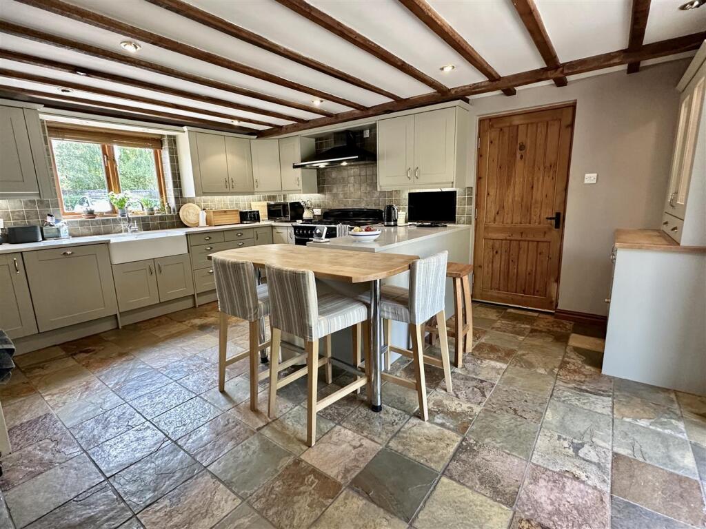 breakfast kitchen