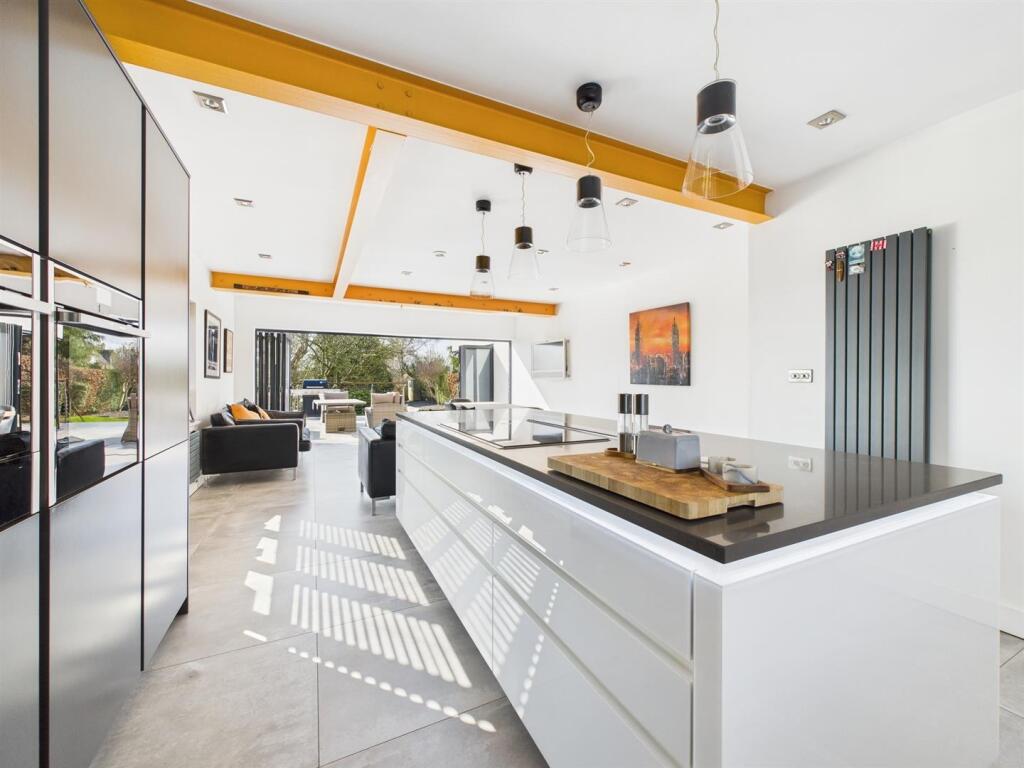 Living / Dining / Kitchen