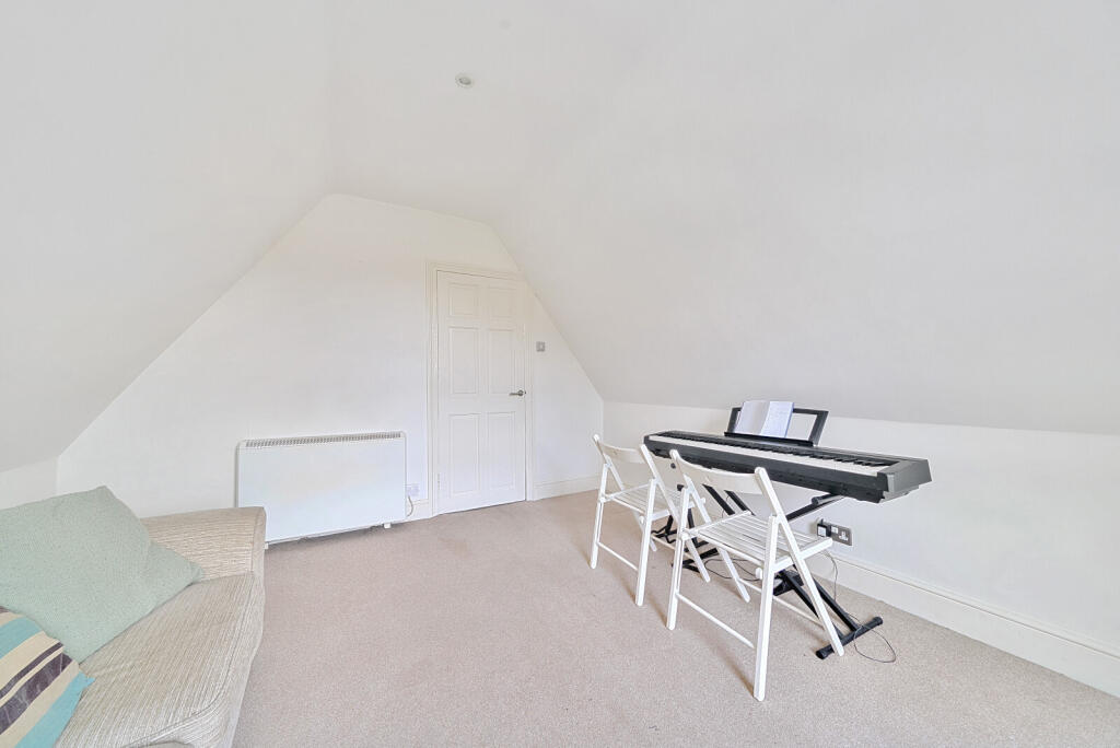 1310826-7-6851473...