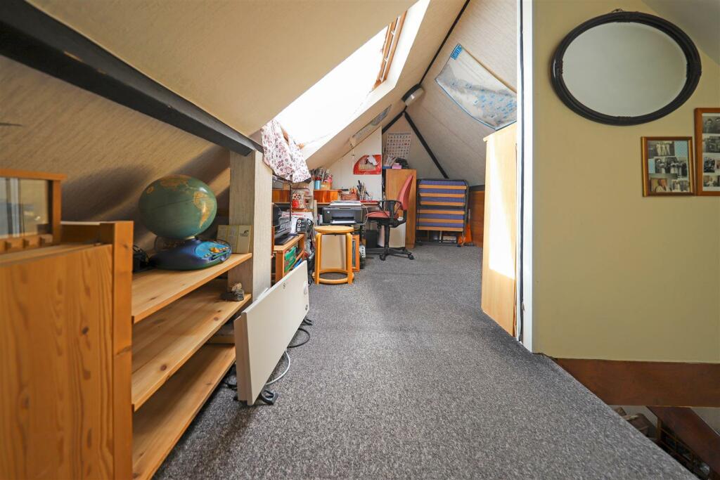 nicholas james wolseely loft_.jpg