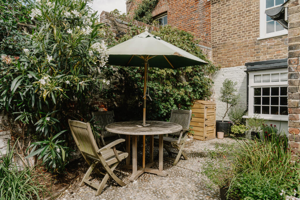 297911 - Dolphin Street_High Res-16.jpg