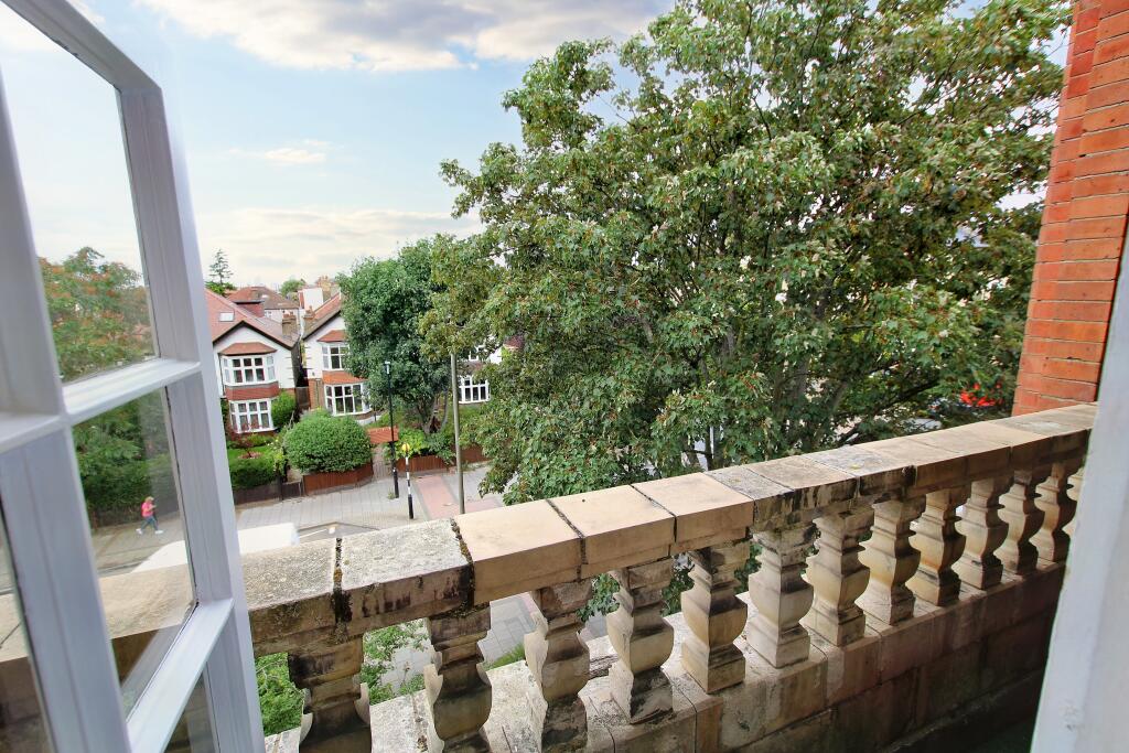 8 Balcony.JPG