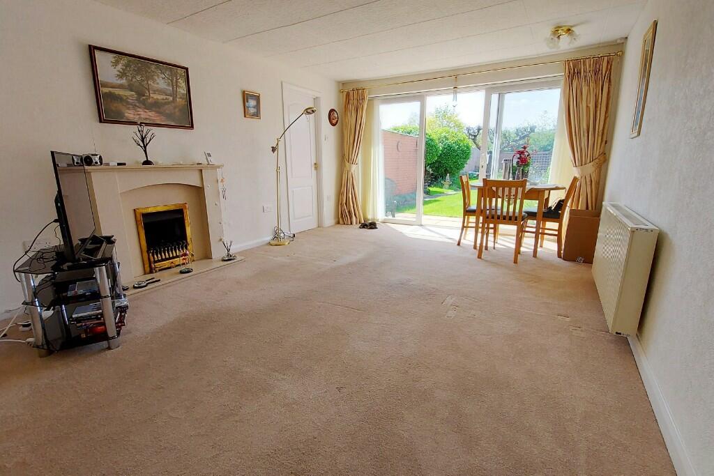 18' Reception Room 