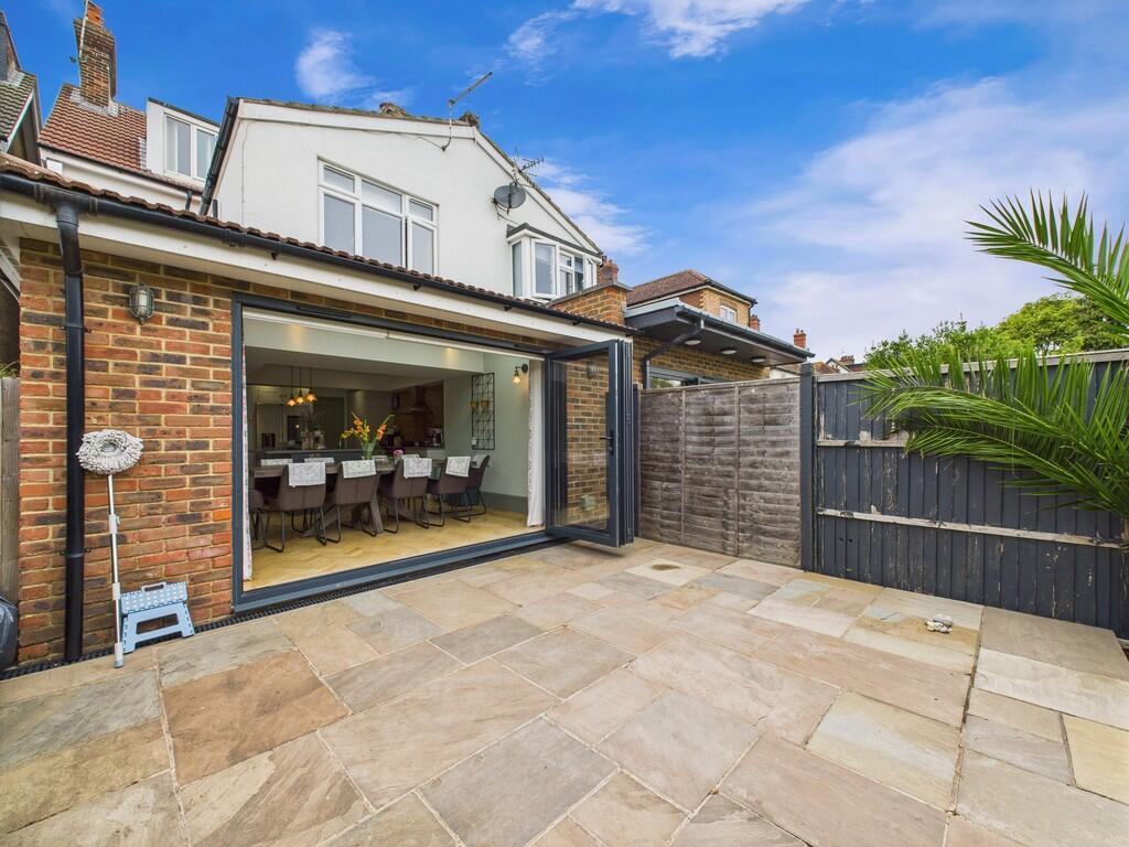 CAM03519G0-PR0342...