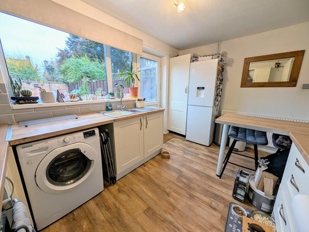 PXL_20241107_0939...