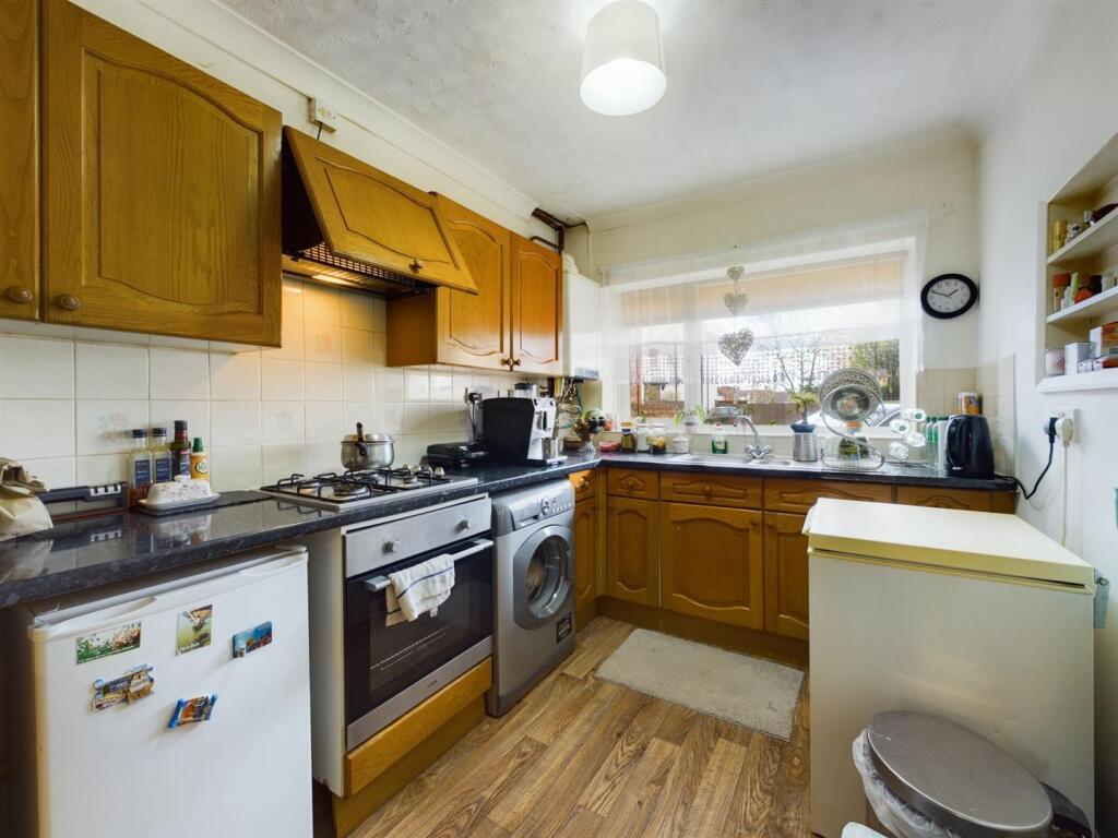 12a Frmapton Place  (10).jpg