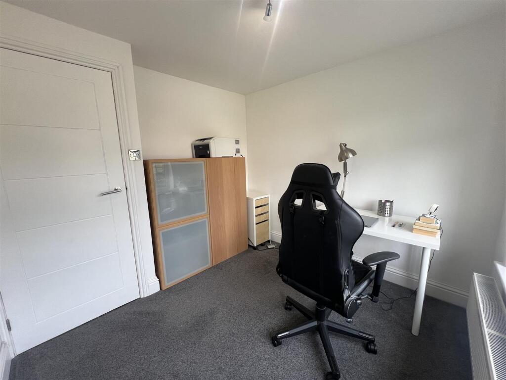 BEDROOM FIVE